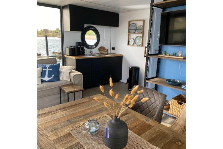 Hausboot Fjord Ankerplatz Mit Biosauna In Schleswig Dış mekan fotoğraf